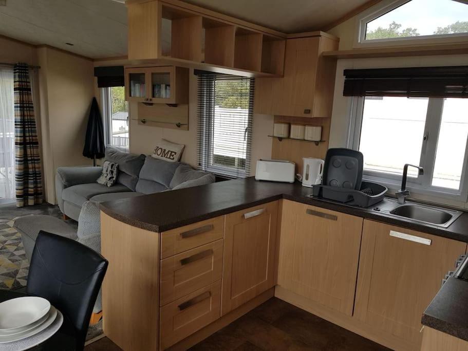 Home From Home Cosy Caravan Bembridge Zewnętrze zdjęcie